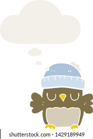 lindo búho de dibujos animados en el sombrero con burbuja de pensamiento en estilo retro