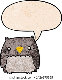 búho de dibujos animados lindo con burbuja de voz en estilo de textura retro
