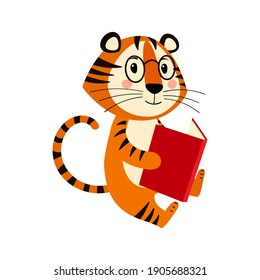 Una tigre roja con dibujos animados. El tigre con gafas se sienta y lee un libro. Imprimiendo camisetas para niños, tarjetas de felicitación, afiches. Ilustración de material vectorial de mano aislada en blanco