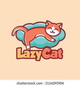 Un gato lindo durmiendo cómodo en la nube azul con el texto de un gato perezoso