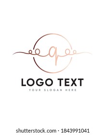 Una bonita y encantadora letra escrita a mano tipo de plantilla de logotipo Q, logotipo vector para identidad empresarial y de empresa 