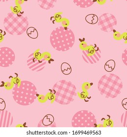 Cute chick marching illustration material pattern
