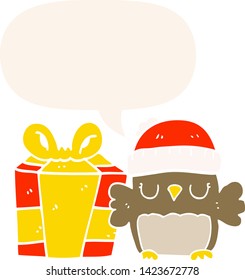 lindo búho de navidad con burbuja de habla en estilo retro