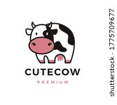 cute cow logo vector icon illustration