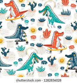 Cute Crocodile Seamless Pattern. Vector Background with Alligators. Cartoon Wild Animals Wallpaper 