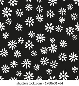Cute ditsy, daisy nahtlose Wiederholmuster. Random platziert, doodled, unregelmäßige Vektorblumen auf der ganzen Oberfläche Druck auf schwarzem Hintergrund.