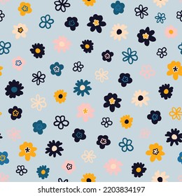 Cute ditsy daisy patrón de repetición sin fisuras. Colocación aleatoria, flores de calico vectorial por toda la superficie impresa sobre fondo azul claro.