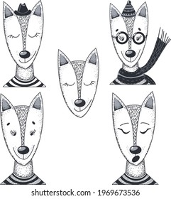 Cute doodle animals. Vector cartoon animals.