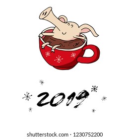 Cute doodle christmas happy piggy in hot cacao. Symbol of 2019 year. Winter holidays. Christmas and new year calligraphy. Hand written modern brush lettering. Hand drawn design elements. Festive card.