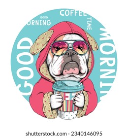 Perro de bulldog inglés lindo en pijamas graciosas con orejas conejitas. Bulldog con gafas de sol.  Perro con una taza de café. Buen ejemplo matutino. Imagen de diseño para imprimir en cualquier superficie