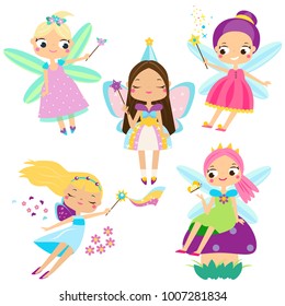 かわいい妖精のセット 妖精の衣装を着た美しい女の子 漫画風のおかしな翼の姫君たち 子どもと赤ちゃん用のベクターイラスト のベクター画像素材 ロイヤリティフリー