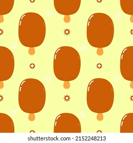 Carácter gracioso de helado. Caricatura dibujada a mano del vector icono de ilustración del personaje kawaii. Aislado sobre fondo blanco. Concepto de personaje de helado feliz