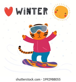 Cute lustige Tiger im Winter, Snowboarden, zitieren Heart Winter, einzeln auf Weiß. Handgezeichnete Vektorgrafik. Skandinavisches Flachdesign. Konzept für Kindermode, Stoffdruck, Poster, Karte.