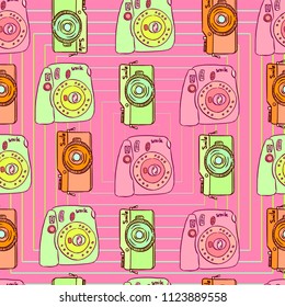 Cute and funny vintage hand drawn photo cameras seamless pattern vector