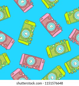 Cute and funny vintage hand drawn photo cameras seamless pattern vector
