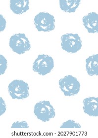 Patrón de vectores de puntos de polka irregulares dibujados a mano. Puntos de pincel azul sobre fondo blanco. Impresión de vectores de estilo infantil azul Pastel. Sencillo Fondo Dotado.
