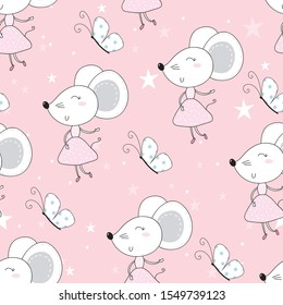 Cute hand drawn doodle mouse seamless pattern