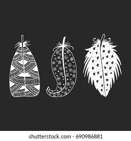 Cute hand drawn set of different feathers. Bird feather collection in doodle style. Vector illustration.
