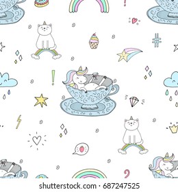 Cute hand drawn unicorn vector pattern. vector illustration.