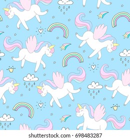 Cute hand drawn unicorn vector pattern. vector illustration.