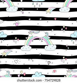 Cute hand drawn unicorn vector pattern. vector illustration.