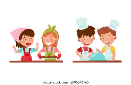 Kutschenkoch-Figuren gesetzt. Adorable lustige Kinder, die Essen zubereiten und Kekse backen in der Küchengrafik, Vektorgrafik