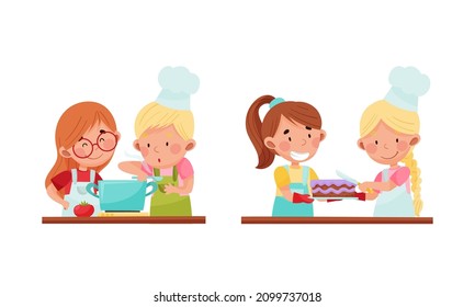 Un juego de personajes del chef de un chico lindo. Niños alegres y adorables preparando platos sabrosos dibujos animados ilustraciones vectoriales