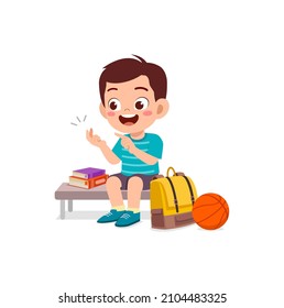 niño lindo estudia matemáticas con el dedo contador