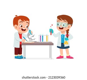 niño y niña lindos hacen investigación en el laboratorio