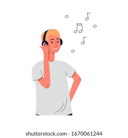Personaje de dibujos animados de tipo joven o hombre pequeño en auriculares que disfrutan de la música, ilustración vectorial plana aislada en fondo blanco. Aplicaciones de música y gadgets de sonido.