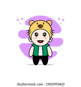 Rutsche männliche Figur mit Biberkostüm. Mascot Design-Konzept