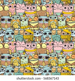 Cute owl pattern seamless on the transparent background