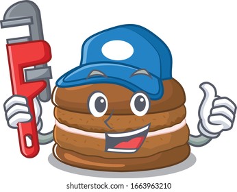 Una linda foto de un macarón de chocolate trabajando como plomero