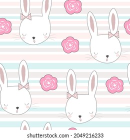 lindos conejos y flores sin costura. Impresión feliz de Pascua para diseño de vacaciones. Dibujo de conejito pintado a mano sobre fondo blanco. Papel tapiz de guardería