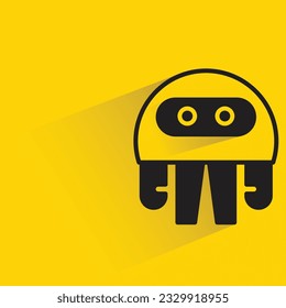lindo robot con sombra sobre fondo amarillo