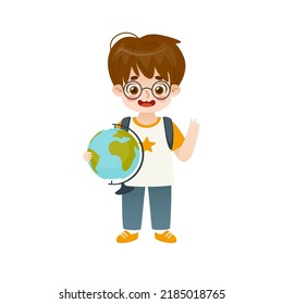 Un chico de escuela lindo parado con el mundo. feliz estudiante de caricatura con mapa del mundo. Gente adorable.