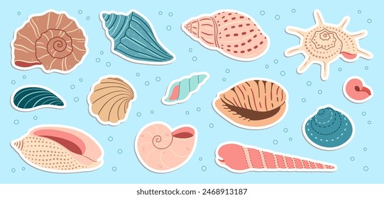 Conjunto de pegatinas de conchas de mar lindas. Colección de concha de estilo plano de moda. Océano sumergible concha de concha de concha de mar molusco acuático. Caracol espiral dibujado a mano, animales marinos. Ilustración vectorial