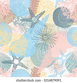 Cute seamless pattern with algae, corals and seashells.