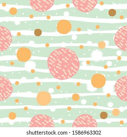 Cute Seamless Pattern with colorful ball on paper background with stripes. Hand Drawn. vector Illustration.