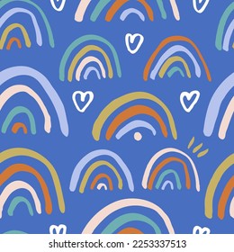 Patrón perfecto con arcos dibujados a mano. Textura de ensueño vectorial. Fondo infantil con arcoiris y corazón