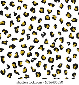 Cute seamless pattern with leopard skin