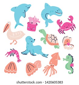 Cute set of hand drawn sea animals in doodle sketchy style: crab, lobster, shrimp, dolphin, clams, squid, oyster, shark, seal, sea turtle, sea anemone, seahorse, - Vector 