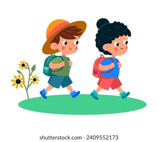 Niños estilizados y lindos con mochilas viajando. Caricatura aisló a personajes graciosos sobre fondo blanco. Ilustración vectorial.