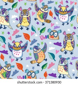 Cute vector pattern of flowers and funny owls.
