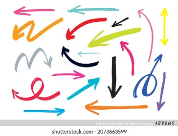 cute vector set of hand-drawn arrows,Hand drawn set of speech bubbles with handwritten,
doodle arrows for graphic and web design
