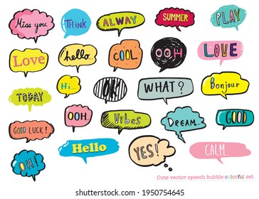 Conjunto de colores de burbujas de voz de vector lindo,Conjunto de burbujas de voz dibujado a mano con escritura manual