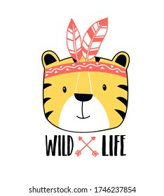 Cuta del eslogan salvaje y la ilustración vectorial del tigre.