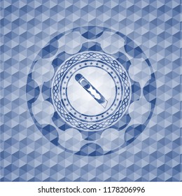 cutter icon inside blue badge with geometric pattern background.
