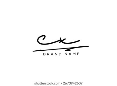 Logo de escritura a mano de belleza cursiva elegante letra CX.