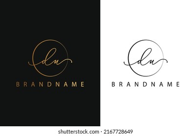 Logo de D U DU dibujado a mano de la firma inicial, moda, joyería, fotografía, boutique, script, boda, floral y botánica creativa del logo del vector para cualquier empresa o negocio.